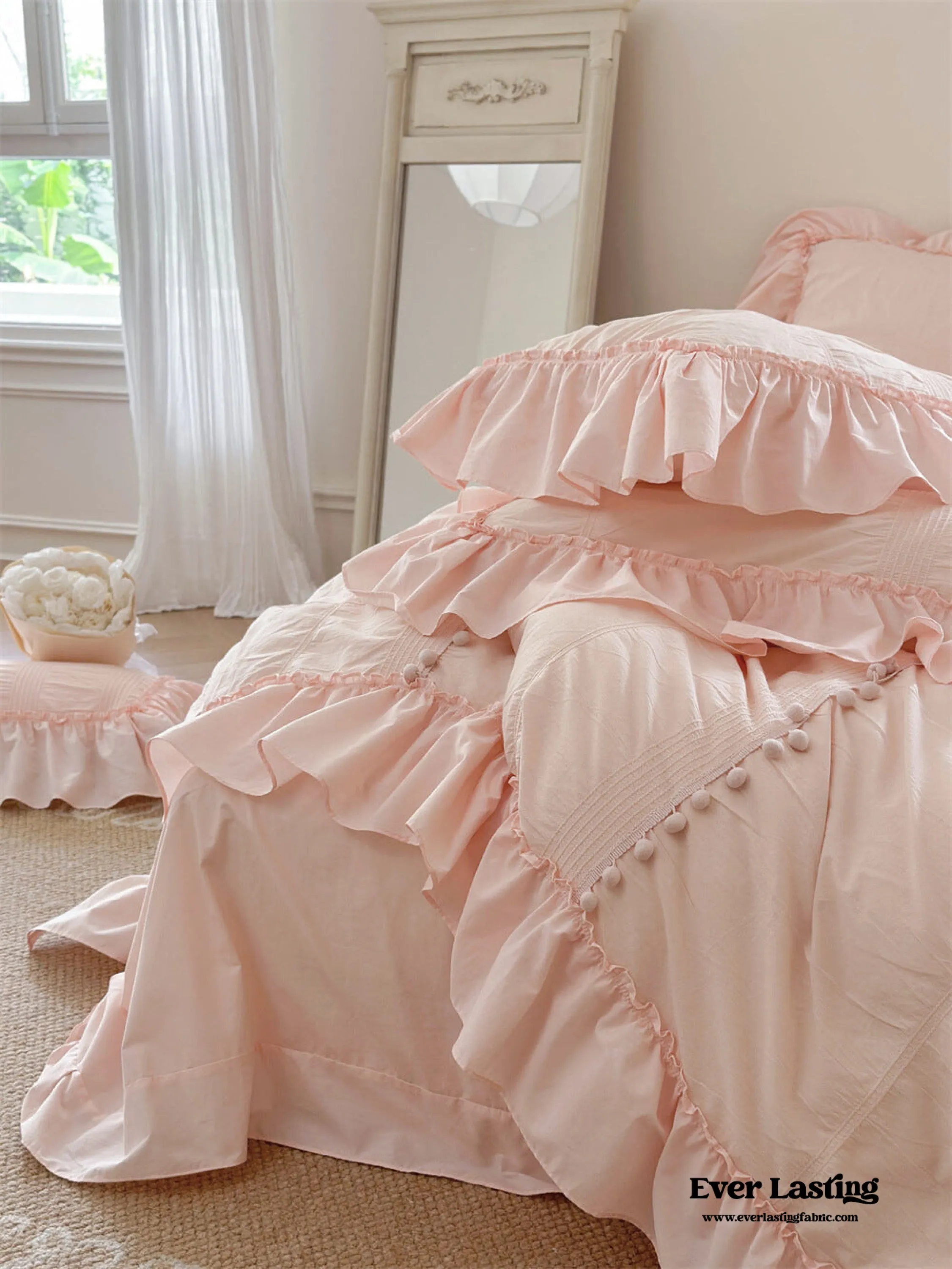 Bubble Washed Cotton Ruffle Bedding Set / White