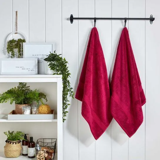 Christy Supreme Hygro Towels - Raspberry