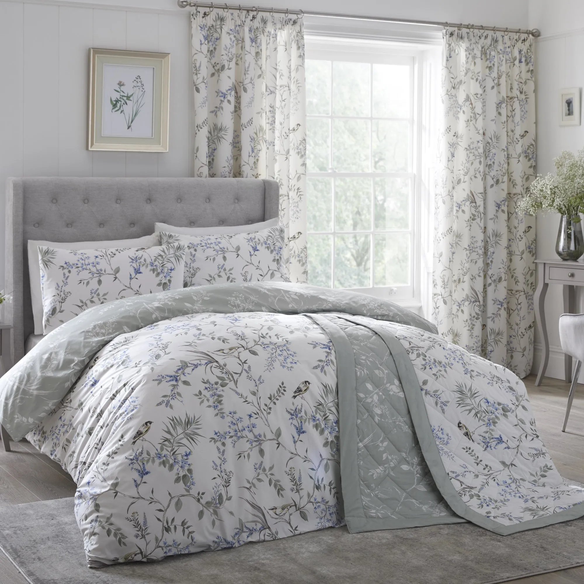 Dreams & Drapes Nora Blossom Duvet Cover Set - Green