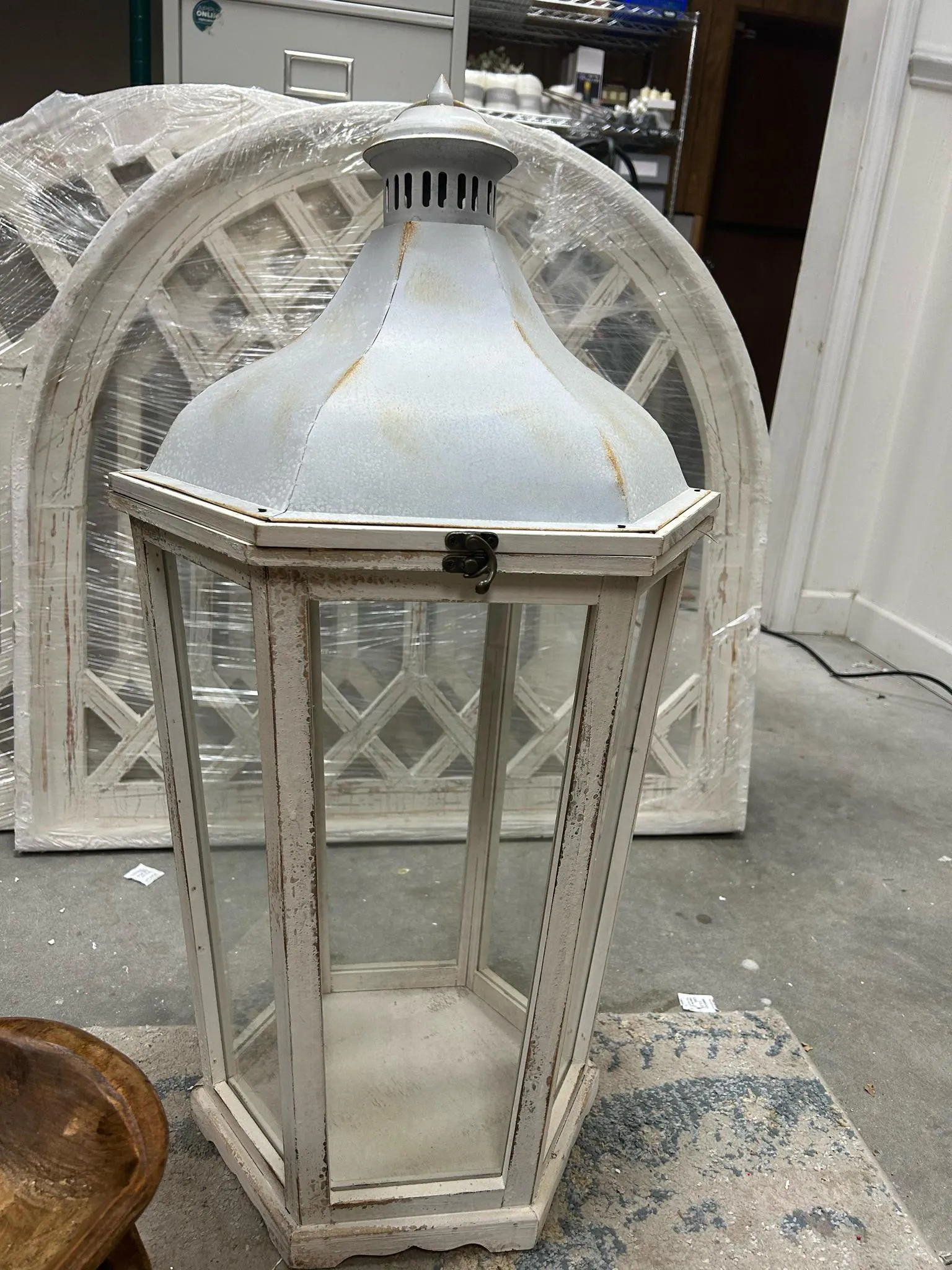 Farmhouse White Lanterns