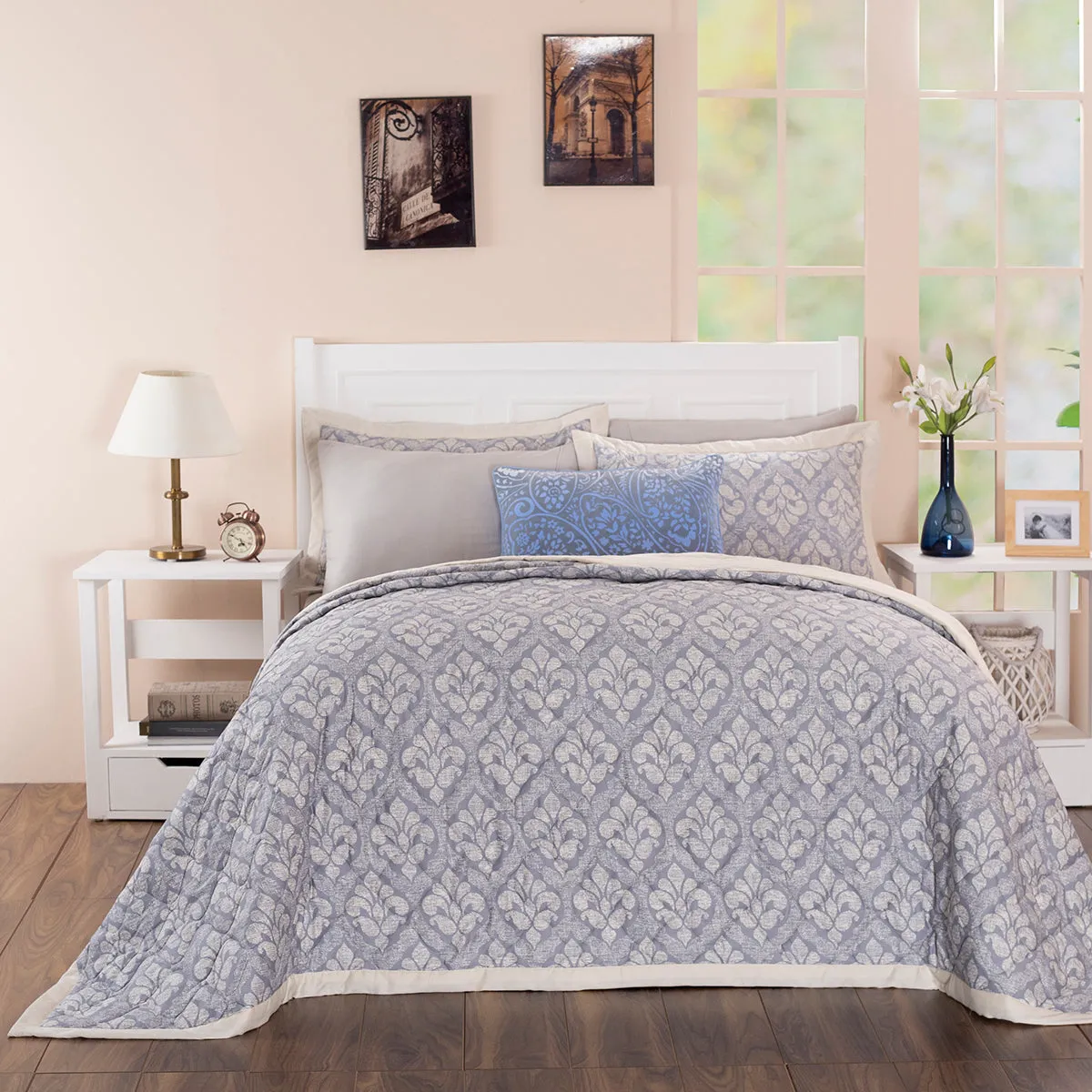 Folklore Transition Diamond Festivity Machine Quilted 8 Pc Double Quilt/Quilted Bed Cover Set