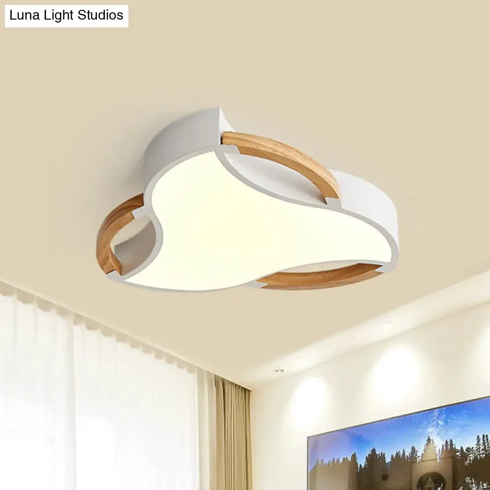 Modern LED Wood Flush Mount Ceiling Light in White/Natural Light, 16"/19.5"/23.5" Wide