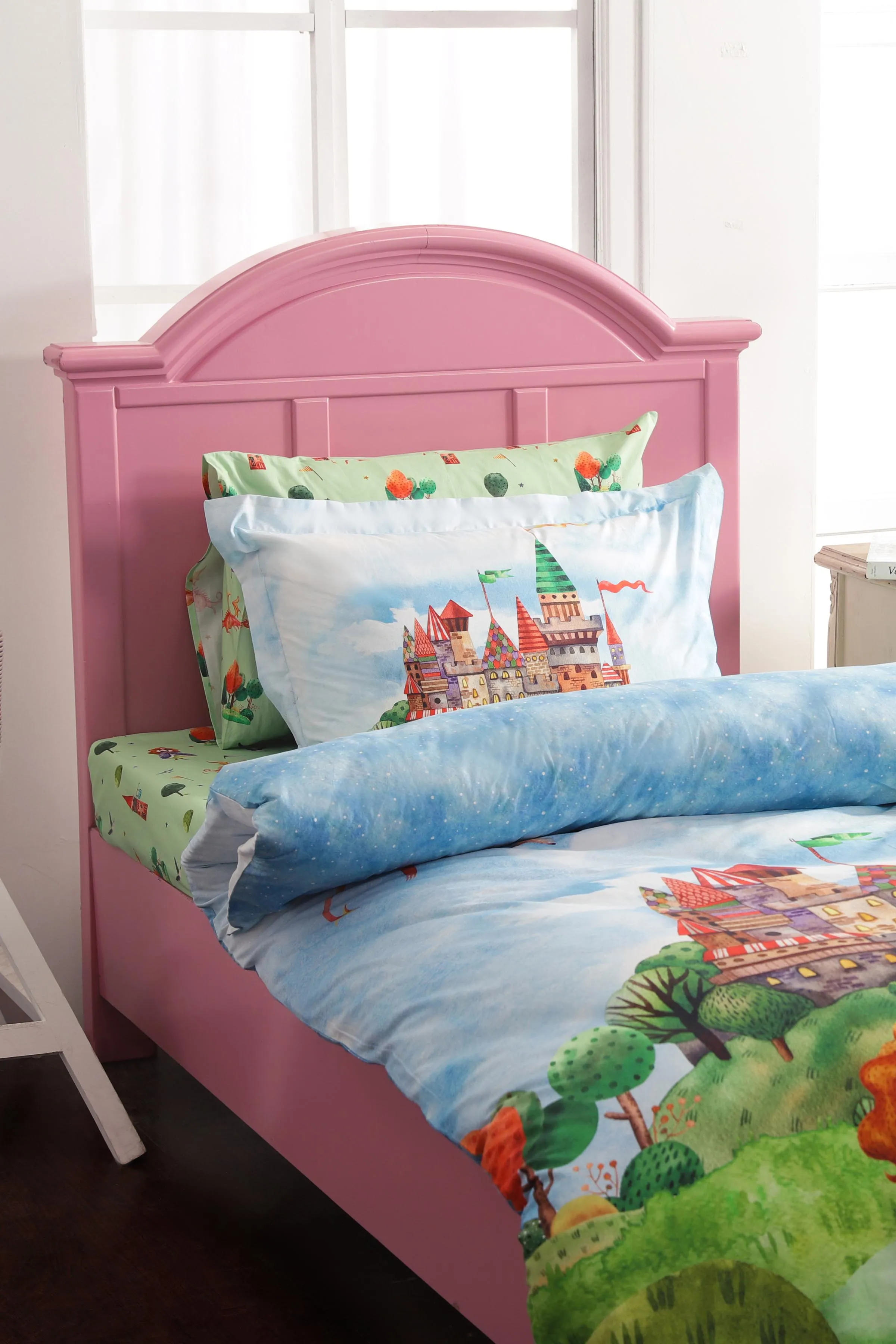 Narnia Bed Sheet