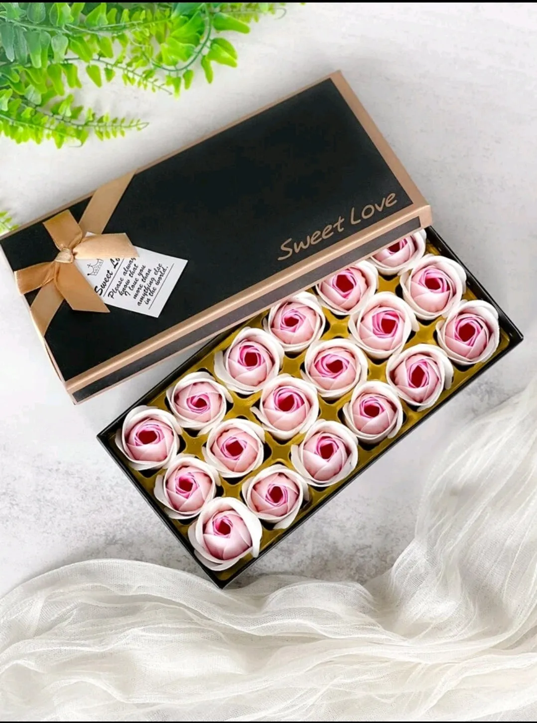 Rose Petals Soap Flowers in Box Handmade Artificial Scented Bath Soap Flora Bouquet for Wedding Birthday Party Home Decoration Valentine's Day Baby Pink