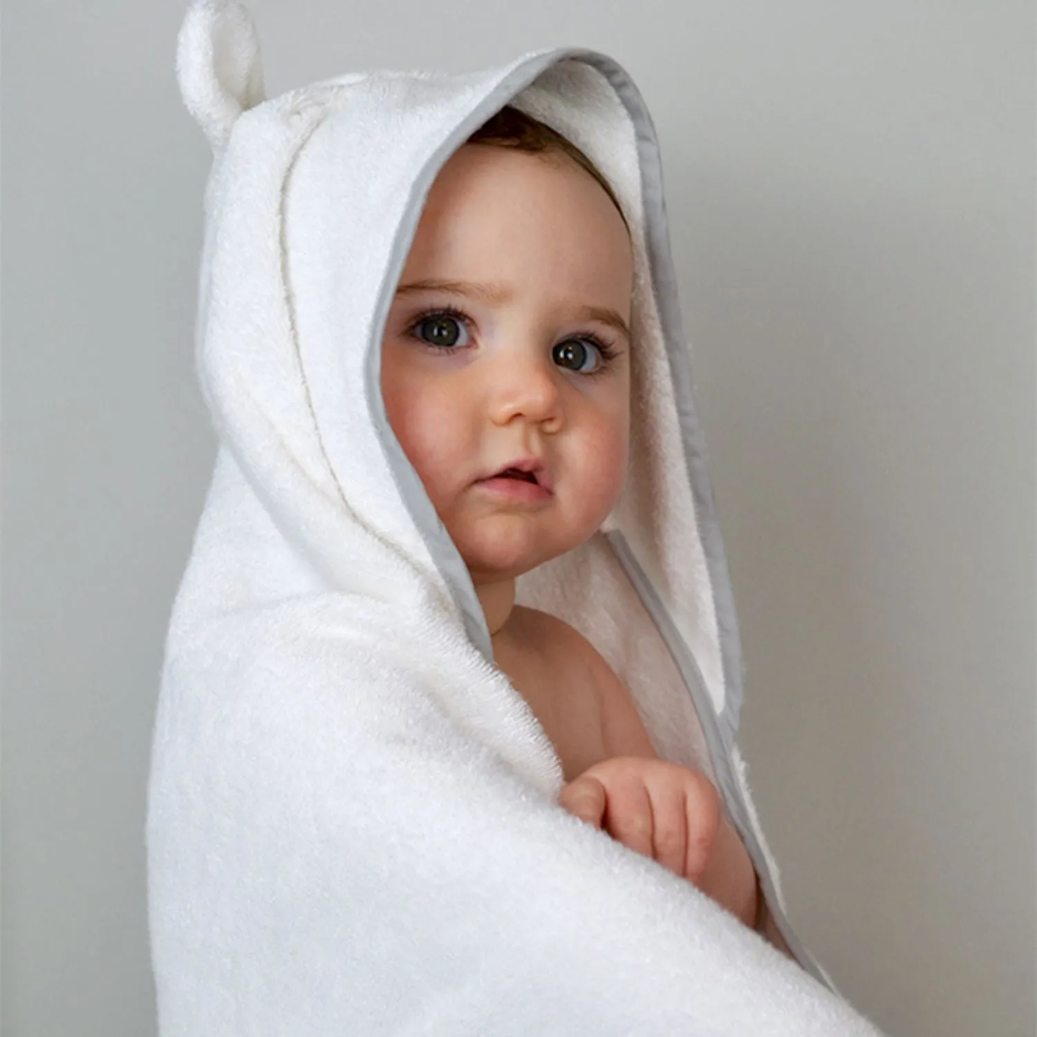 Shnuggle Wearable Baby Towel