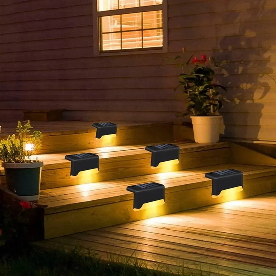 Solar Led Waterproof Light For Stairs And Outdoor (Pack Of Four)