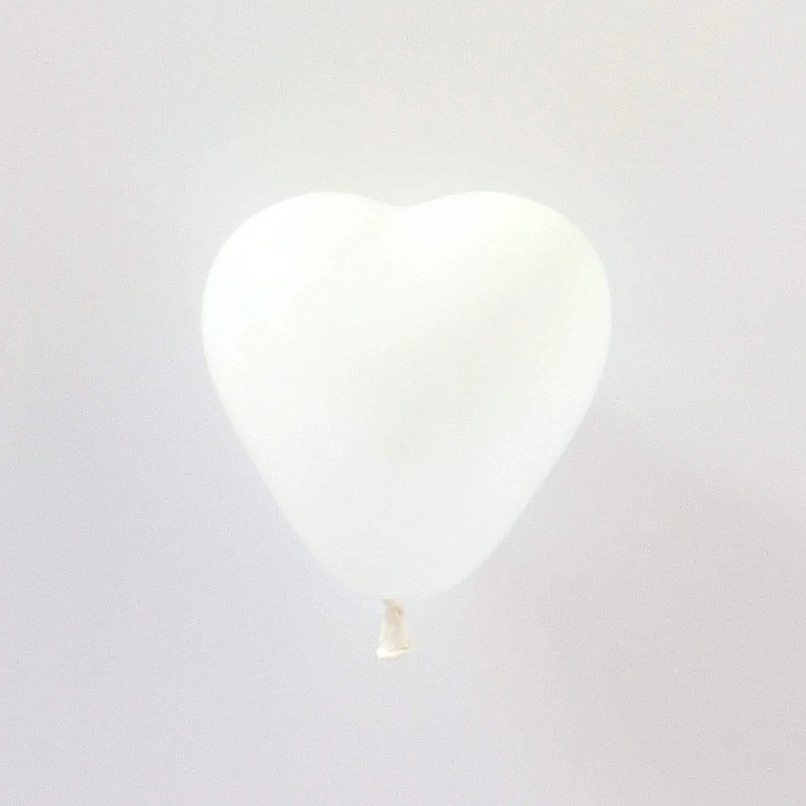 Tiny Heart Balloons - White (5 Pack)