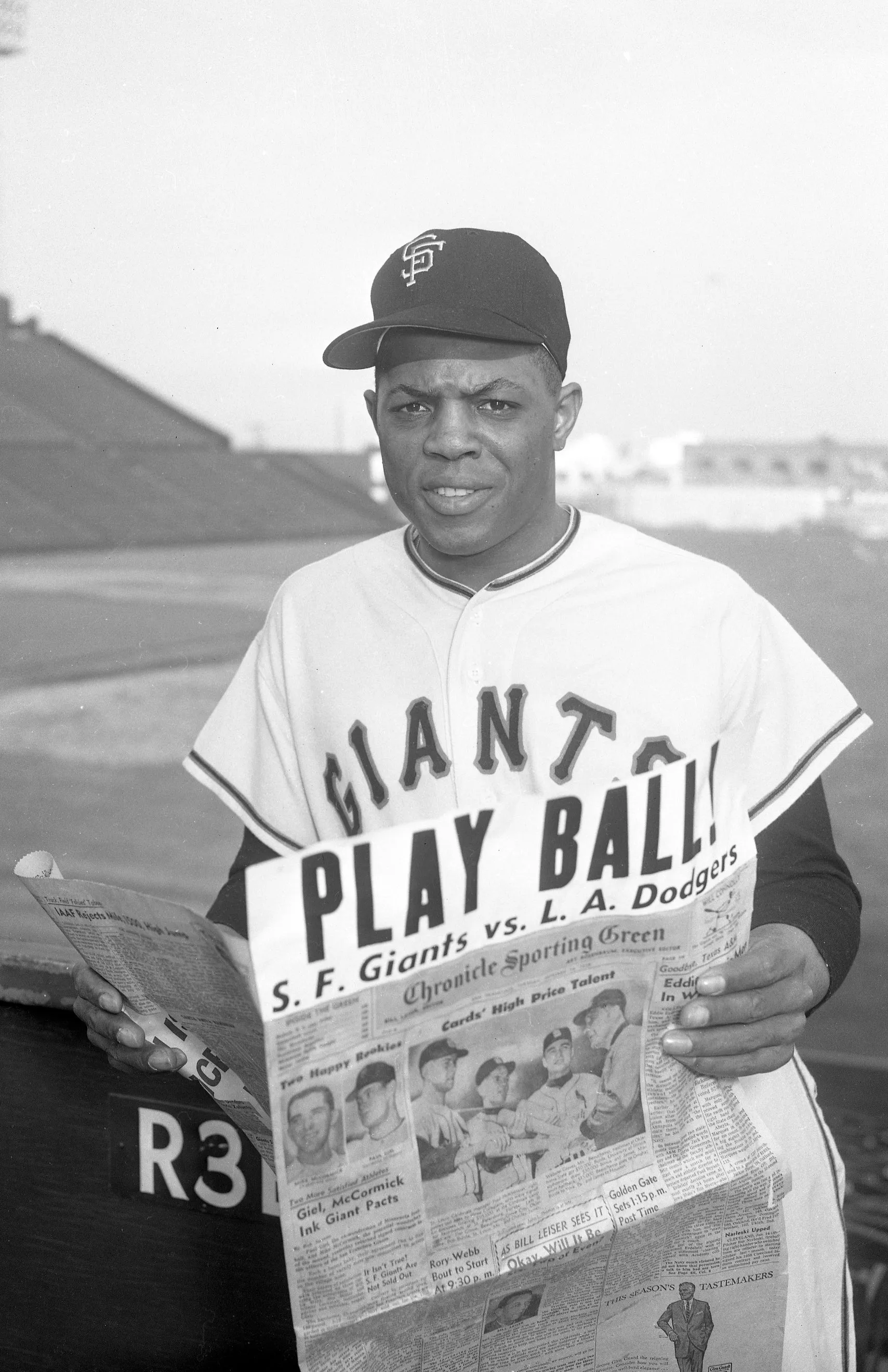 Willie Mays Commemorative Book: ‘Willie Mays: A Tribute to the Greatest Player of All Time’