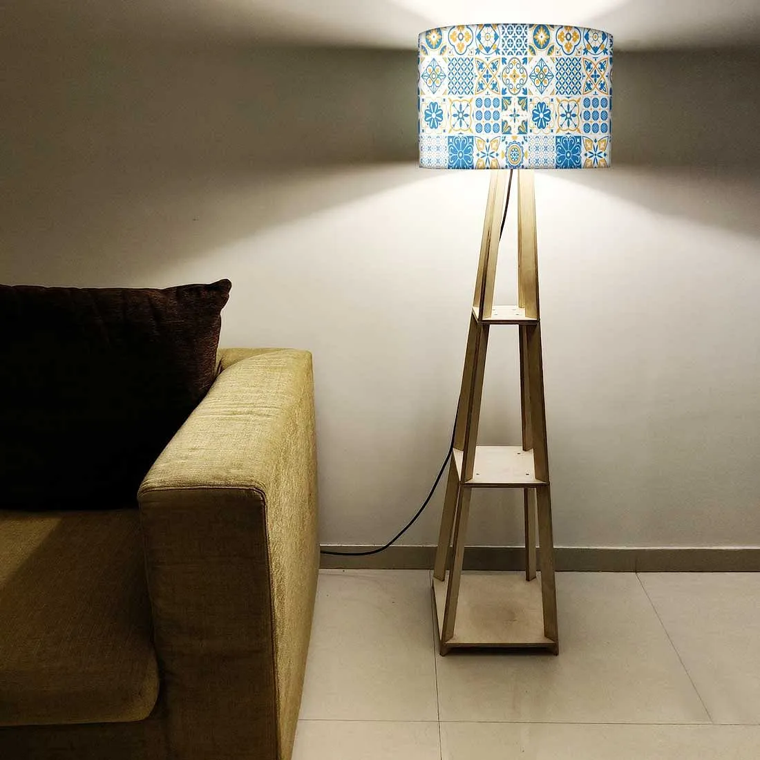 Wooden Floor Lamp Stand for Bedside Light - Love from Lisbon