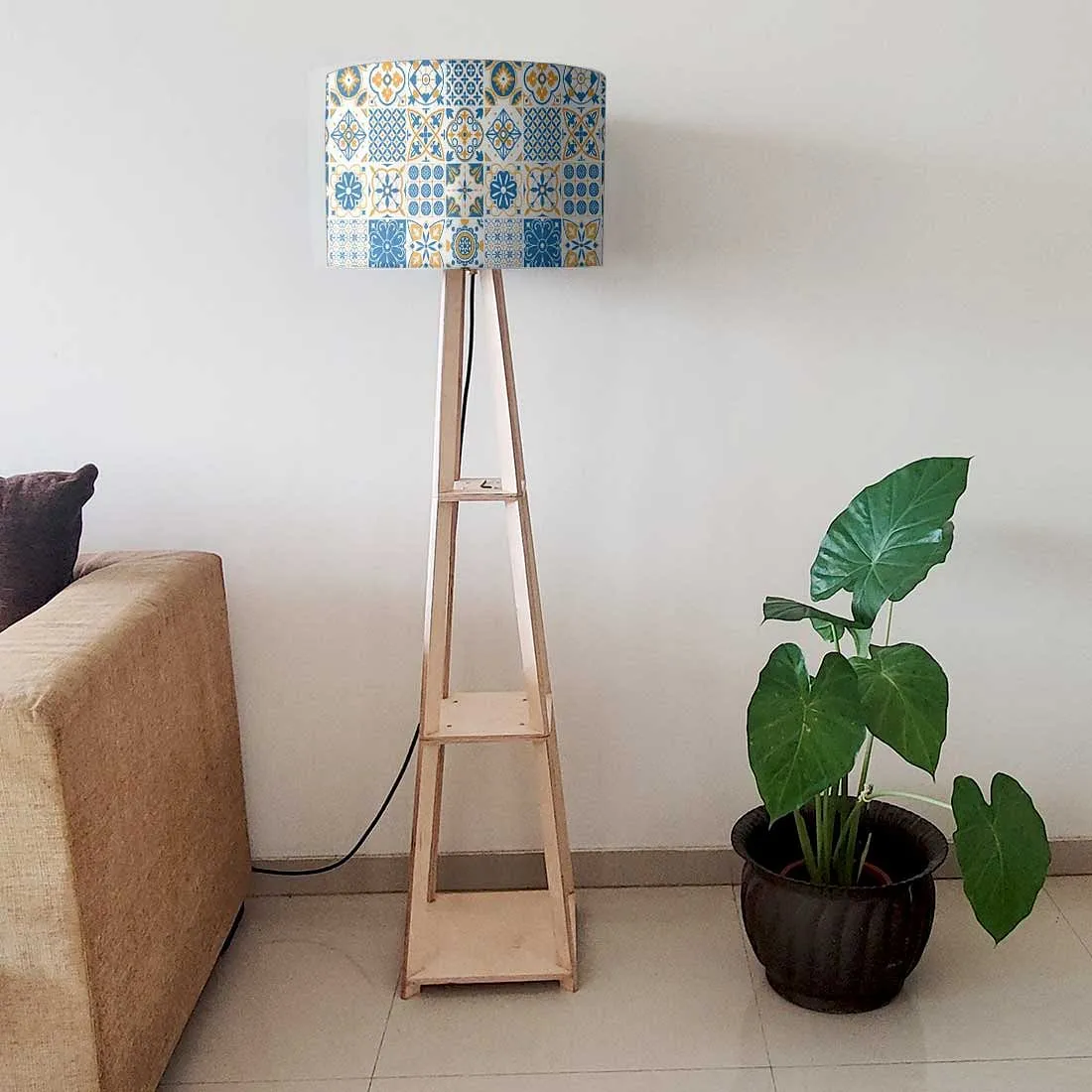 Wooden Floor Lamp Stand for Bedside Light - Love from Lisbon